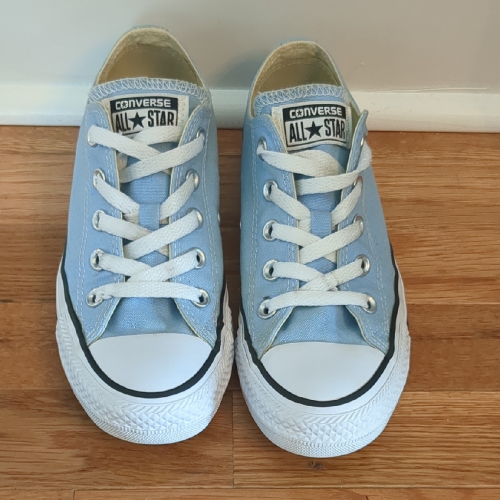 Converse Low Top Sneakers - Light Blue and White